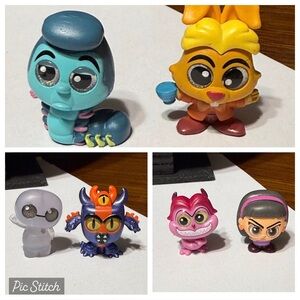 10 Doorables Alice, March Hare, caterpillar, baymax, Fred, Abby, Pain figures